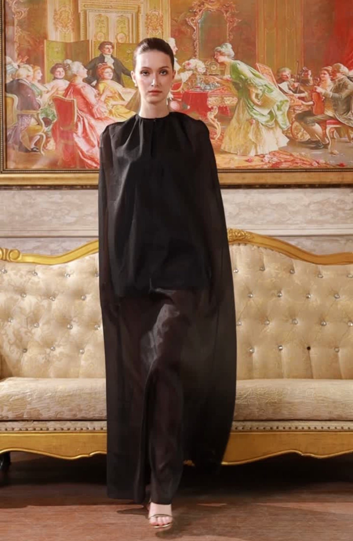 Fermata in Black, view 37