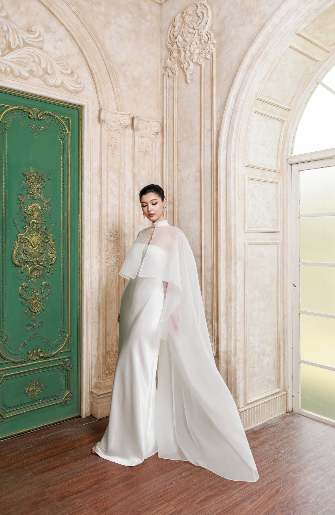 Sotto Voce in Ivory, view 3