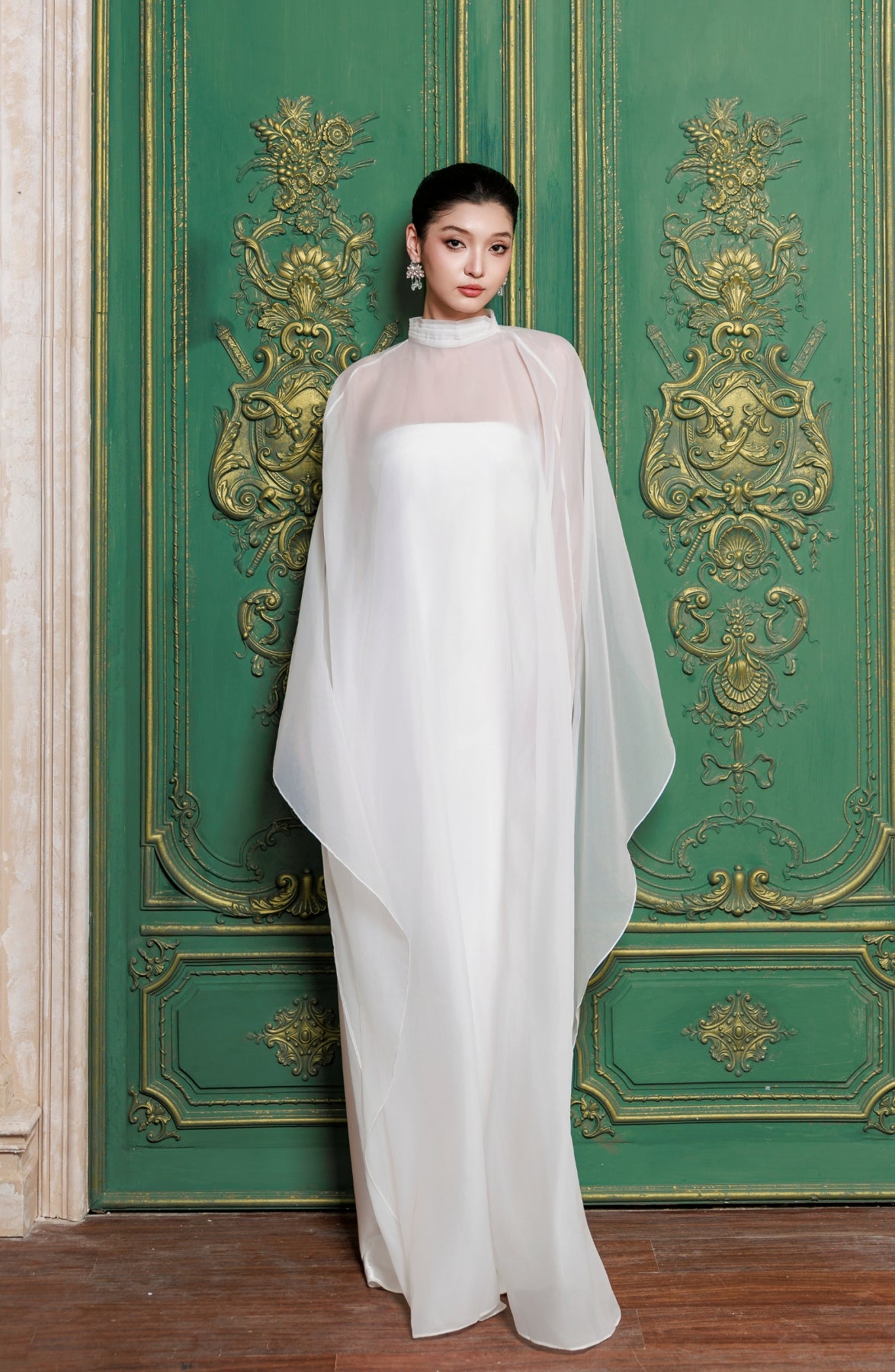 Sotto Voce in Ivory, view 14