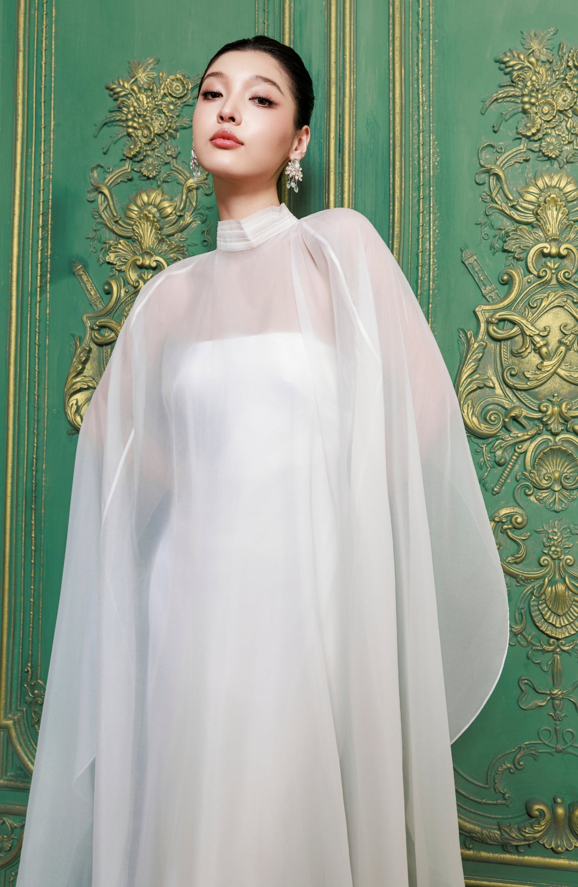 Sotto Voce in Ivory, view 22