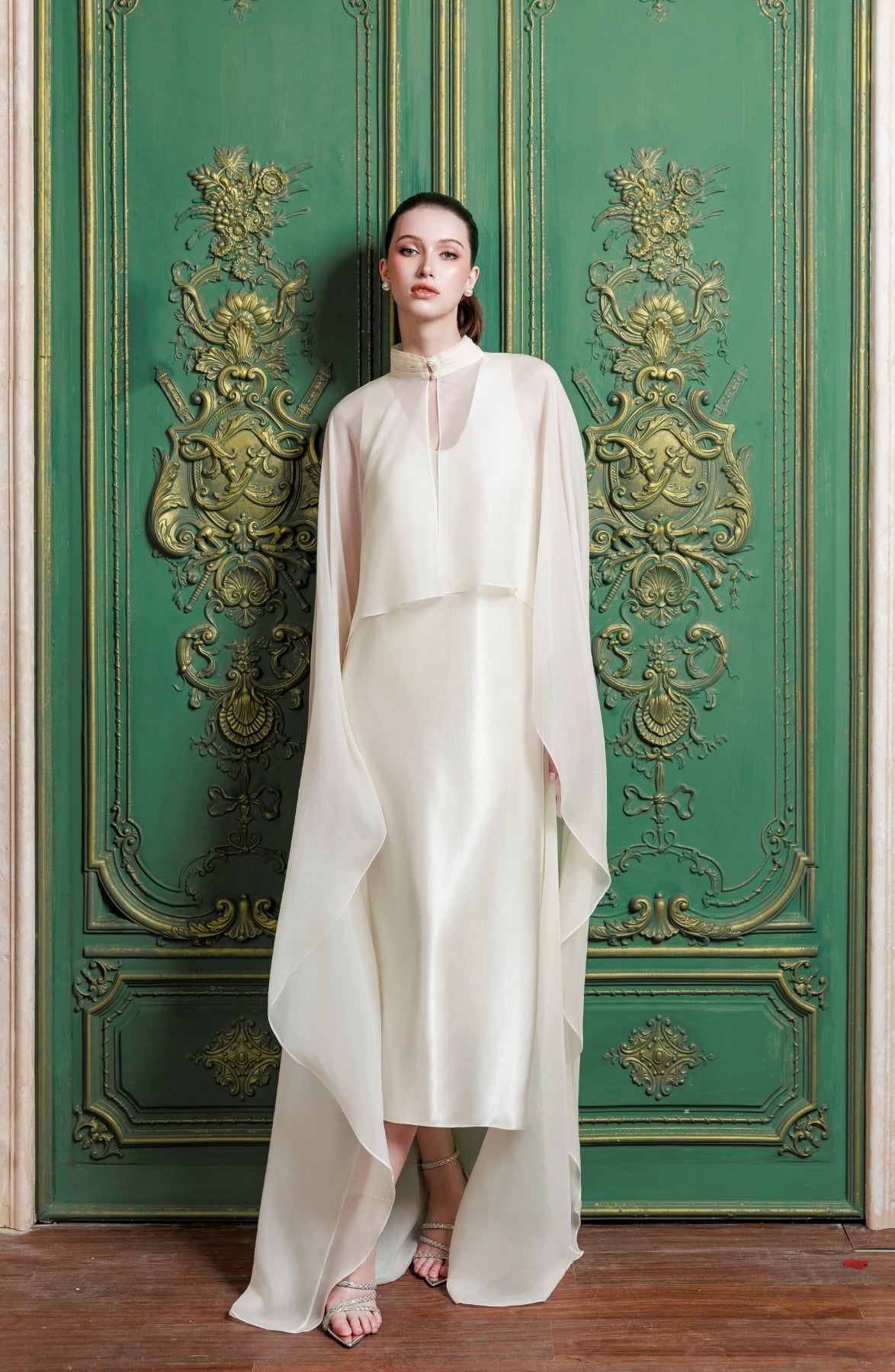 Da Capo in Ivory, view 1